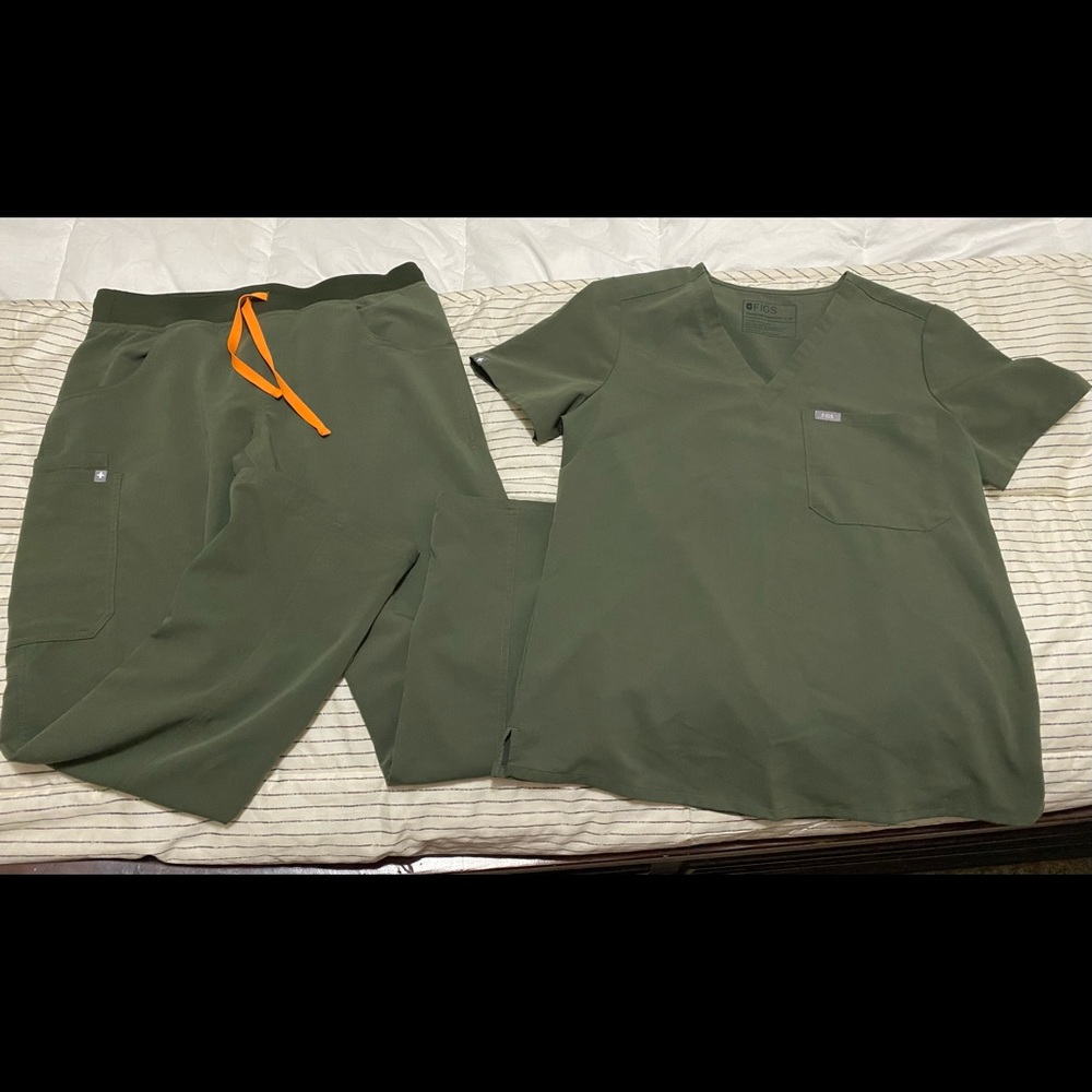 Figs Moss scrub set Medium